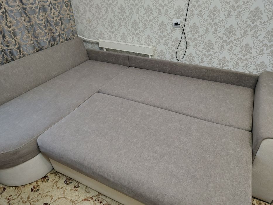 Продам кутовий диван Недорого!