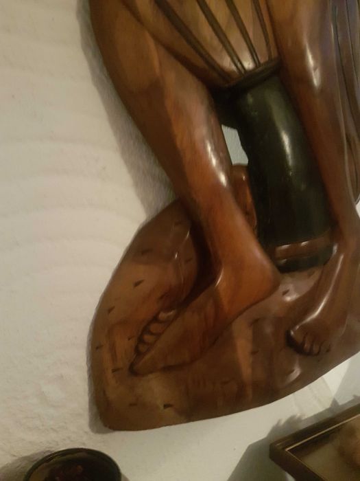 Escultura Africana de Madeira