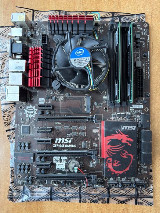 Procesor i5-4670k, płyta główna MSI Z87-G45, 16 GB RAM, GF 1050ti 4GB.