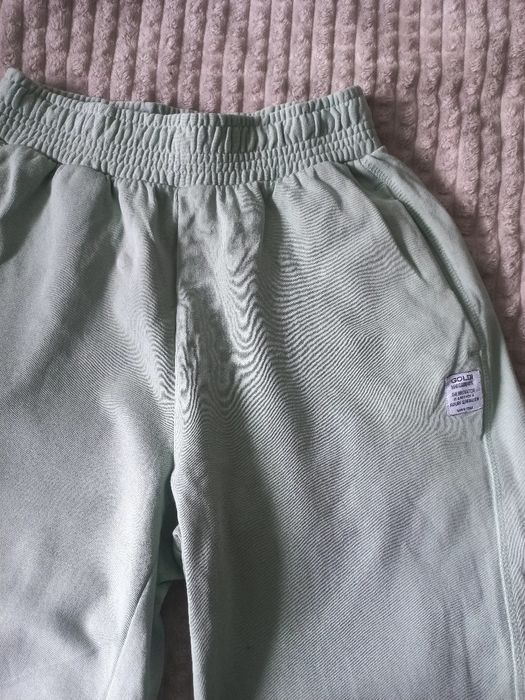 Спортивні штани жіночі