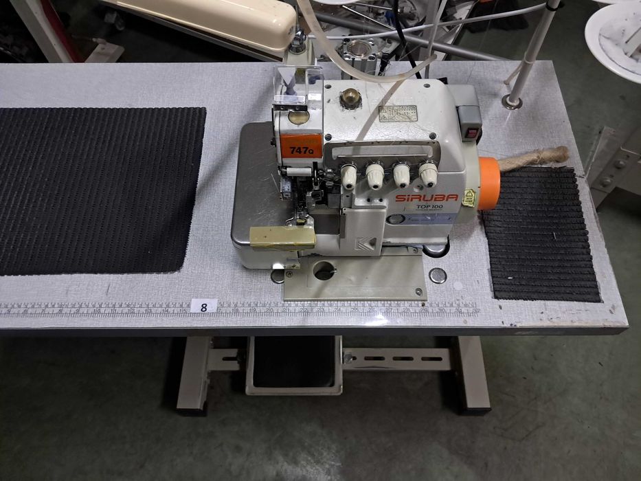 Máquina corte e cose