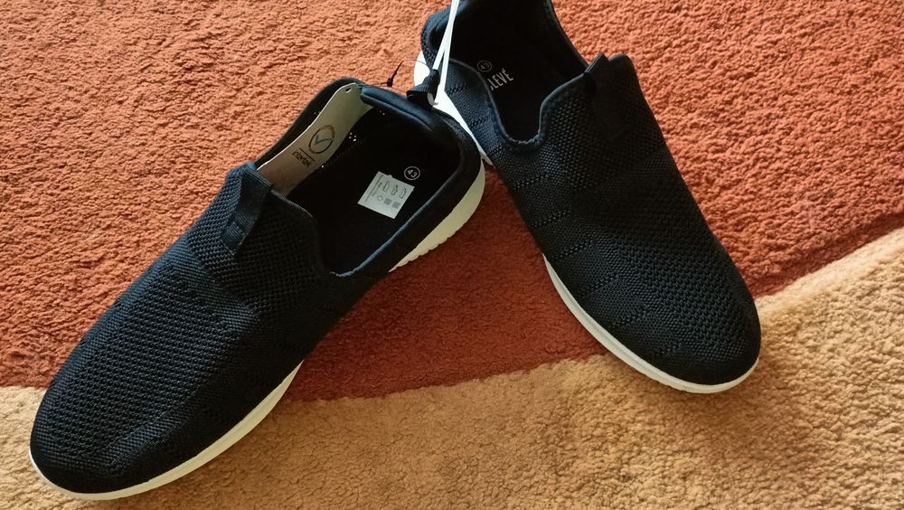 Капці чоловічі, легкі, літні.