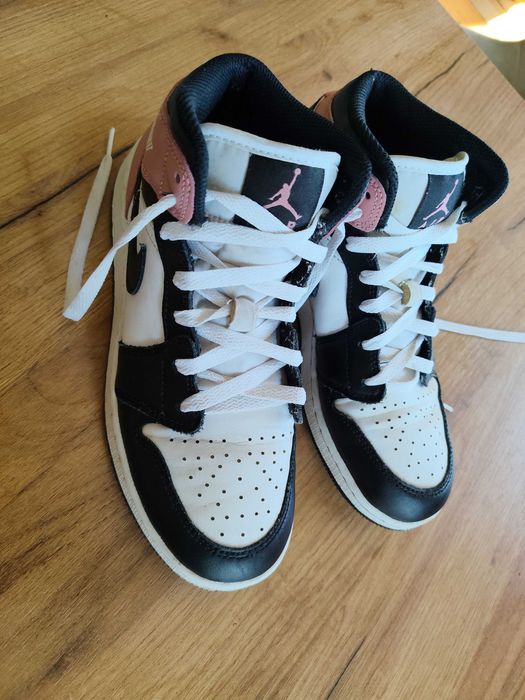 Buty Nike Jordan 1 Mid