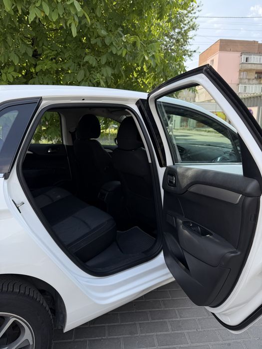 Citroën C4 • 1.6 бензин • автомат