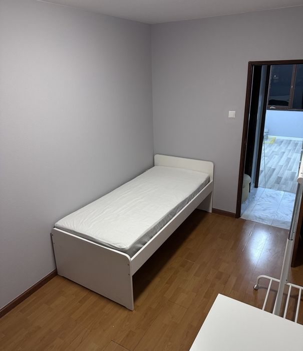 Quarto com wc  privada para  estudantes