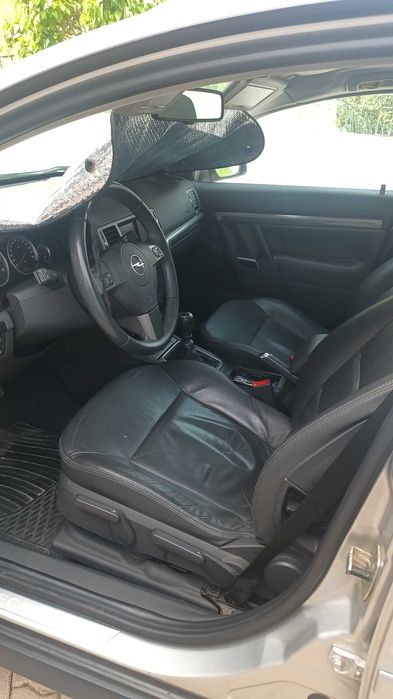 Vendo Opel Vectra Caravan Cosmo 1.9CDTI 150cv 185.000KM - Gasoleo