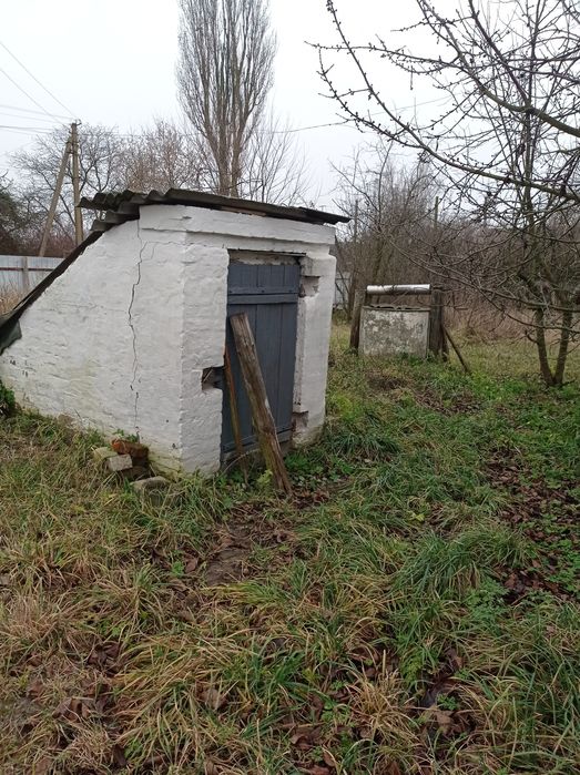 Продам садибу в селі Чемер. Траса Чернігів-Київ.