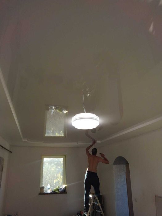якісно ПІД КЛЮЧ • Натяжний потолок • Злив води