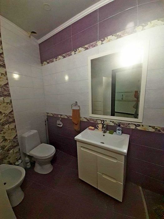 Продам 1-к.кв 52м.кв Центр Евроремонт (404650)