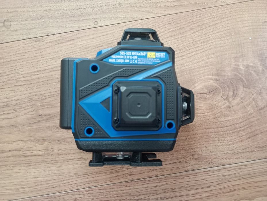 Laser krzyżowy geko