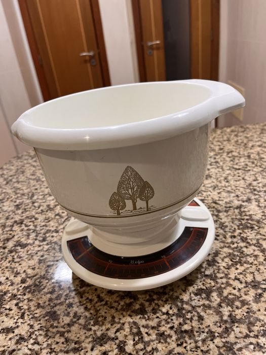 Balança de cozinha com 2 taças