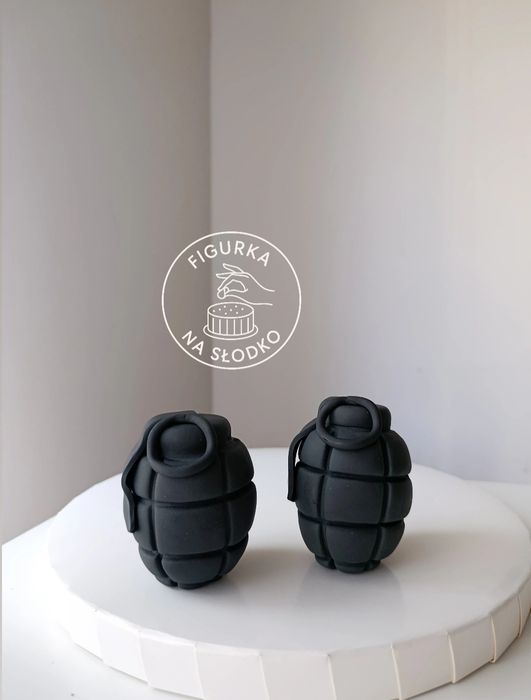 Granaty cukrowe na tort wojskowy 2 sztuki granaty cukiernicza dekoracja