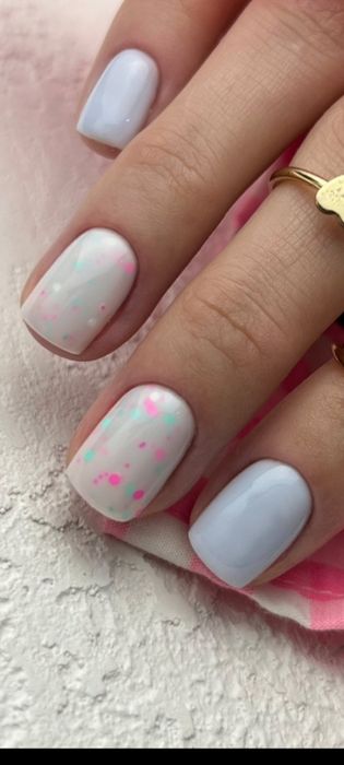 Маникюр,педикюр, наращивание 
Наращивание 600грн
Педикюр с обработкой