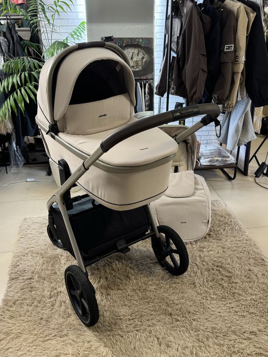 Коляска 2 в 1 Carrello Vector
