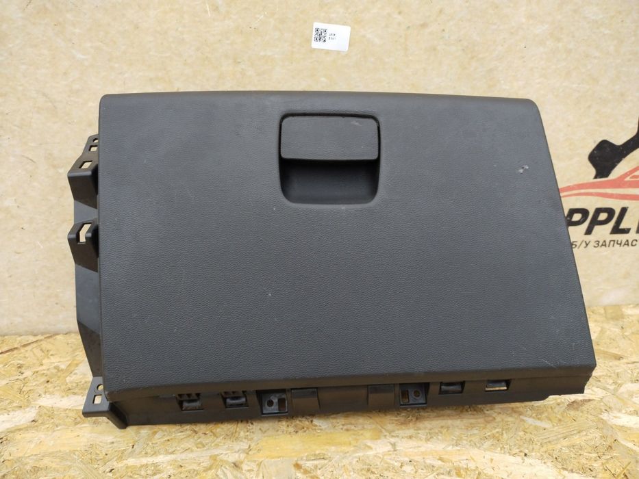Hyundai i10 II 2013-2019 вещевой ящик бардачок 84540-B9000