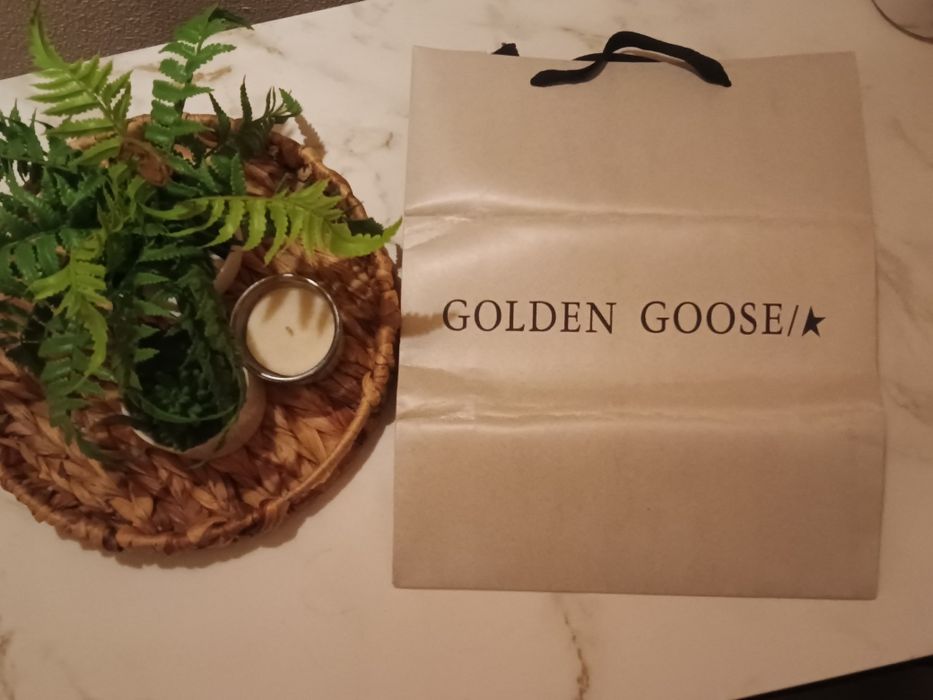 Tênis Golden Goose