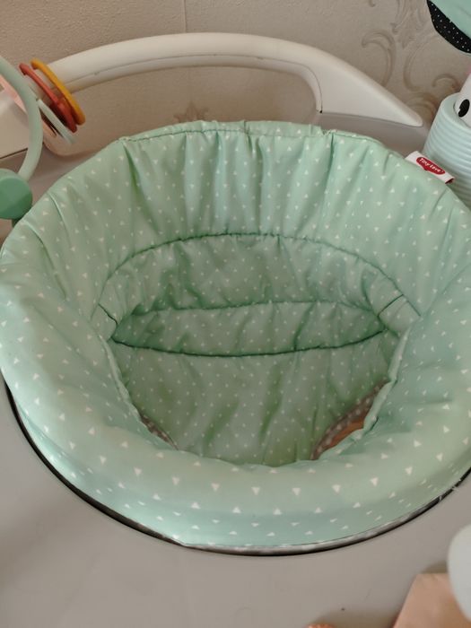 Розвиваючий центр хонудки пригунки Tiny love 4 в 1