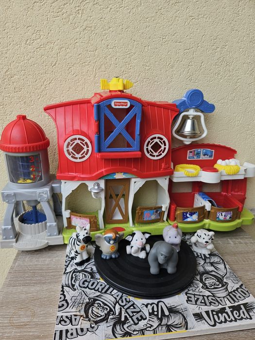Fisher-Price Little People Farm Playset - Animals Included