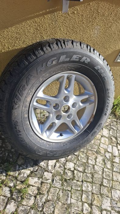 Jantes e pneu, tudo novo sem uso