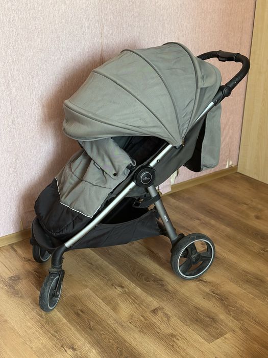 Коляска дитяча / візок 6+ міс (прогулянкова) Baby Design Wave, майже нова