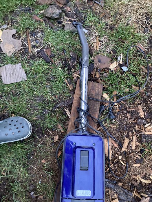 Пилесос Comfotr 1600