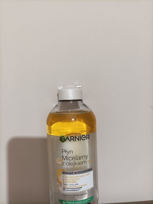 Garnier płyn micelarny z olejkiem 3w1
