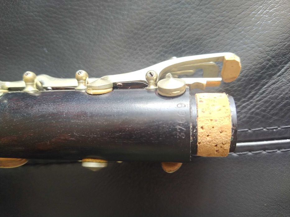Clarinete Buffet Crampon Pre R13, em madeira ébano. Ano de 1947.