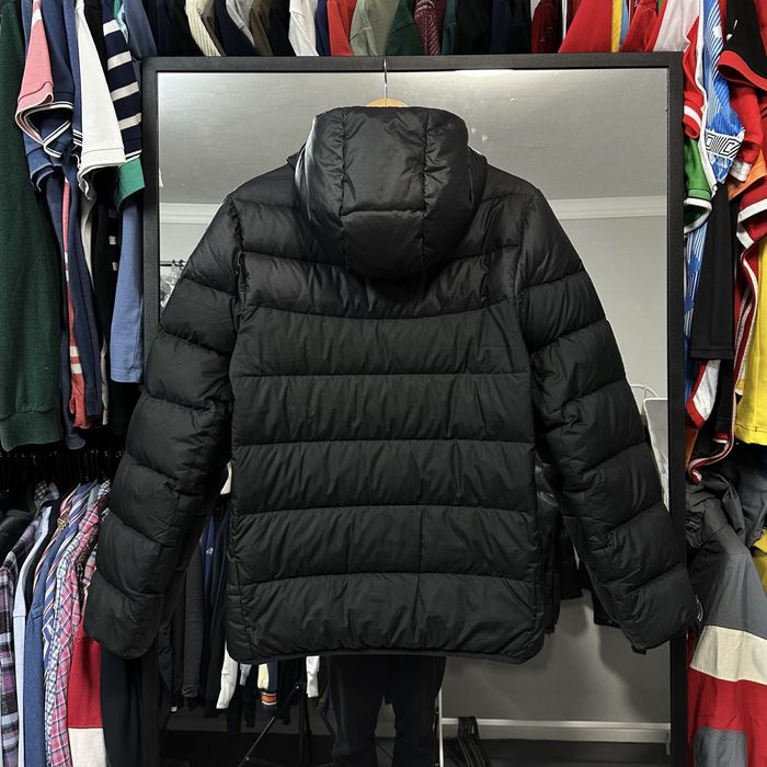 Черная зимняя куртка пуховик Nike NSW размер S-M