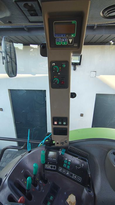 Claas Ares 836 RZ 205 KM