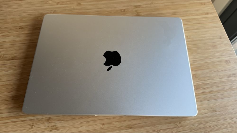 MacBook M1 Pro 14’ 16GB RAM 516GB
