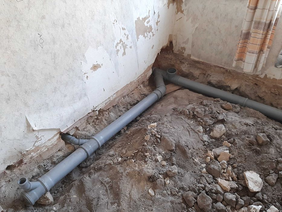 Услуги сантехника, прочистка канализации, ремонт труб, замена стояков ...