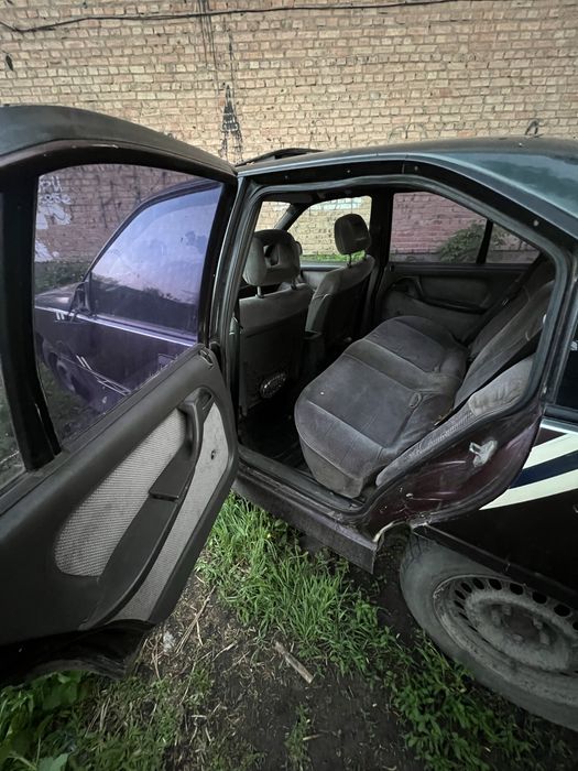 Opel omega A 2.0