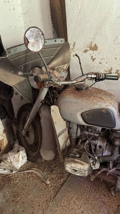 МТ, 11 .  1992 рік З документами