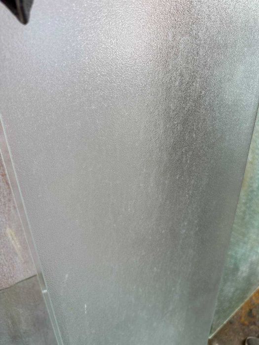 Продам стекла разные размеры.