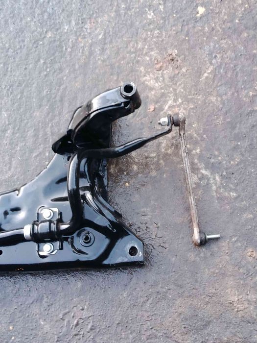 Charriot frente FORD Fiesta VII (HJ, HF)