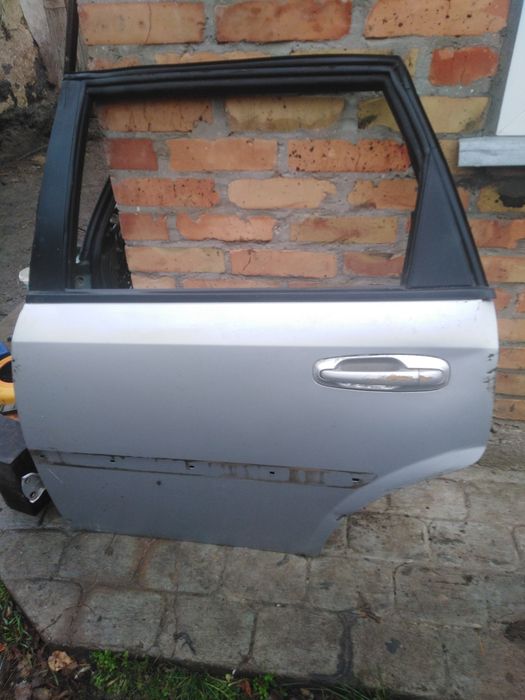 Продам автомобільні двері