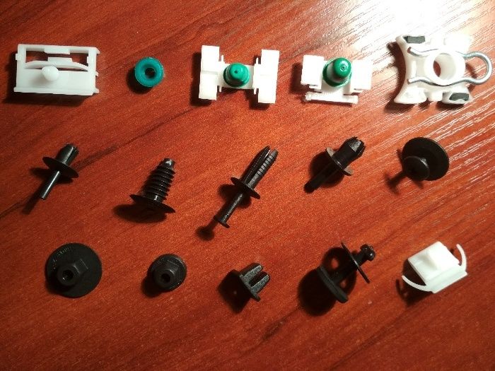 Продам клипсы крепежи BMW Audi (БМВ, Ауди)