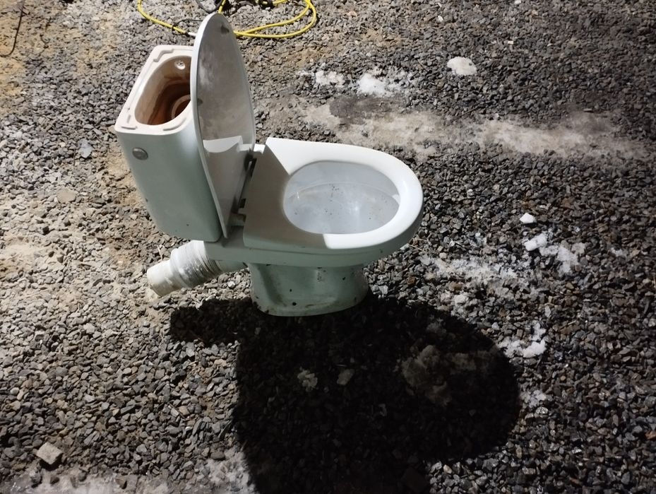 Продам унітаз б/у