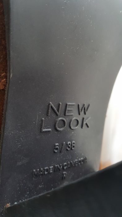 Buty/ botki jesienne/ zimowe na obcasie New Look 38