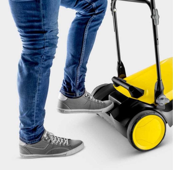 Zamiatarka Ręczna Karcher S 4 Twin 4 Szczotki Boczne NOWA