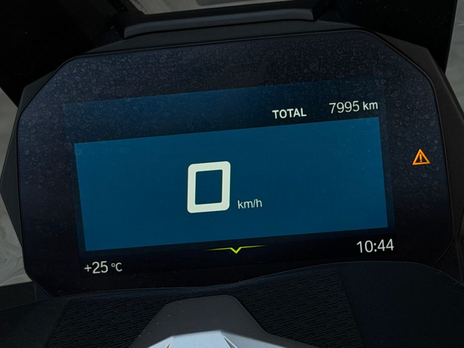 BMW C400X - Oportunidade! 7.900kms!