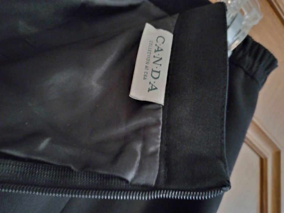 Жіноча спідниця на підкладці