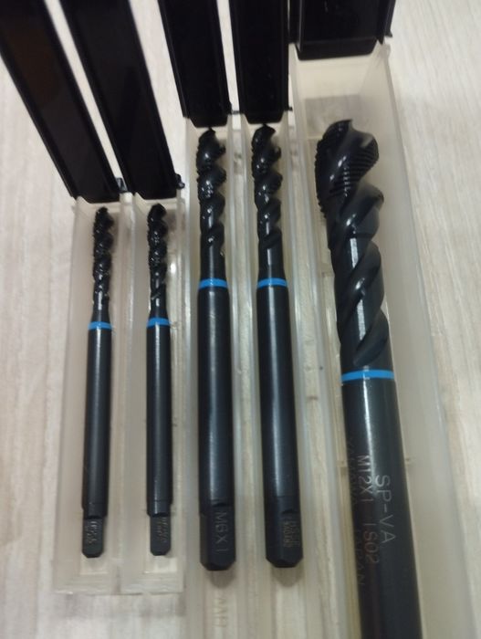 Метчик Yamawa (Япония), Baer, OSG s-sft , Fanar, WALTER AG.
WALTER AG