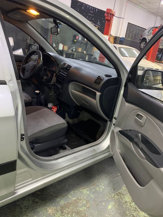 Vendo picanto 1.1 crdi sem detalhes