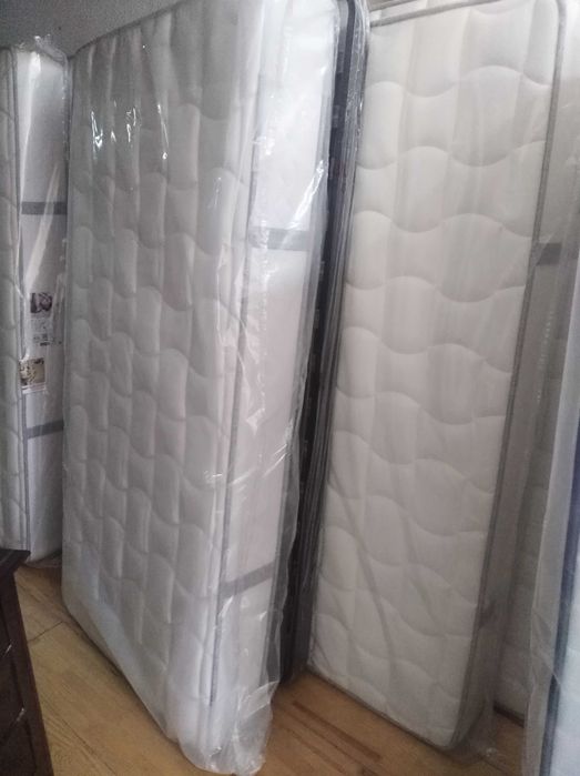 Colchão casal 200 x 160 Ortopédico Plus, NOVO