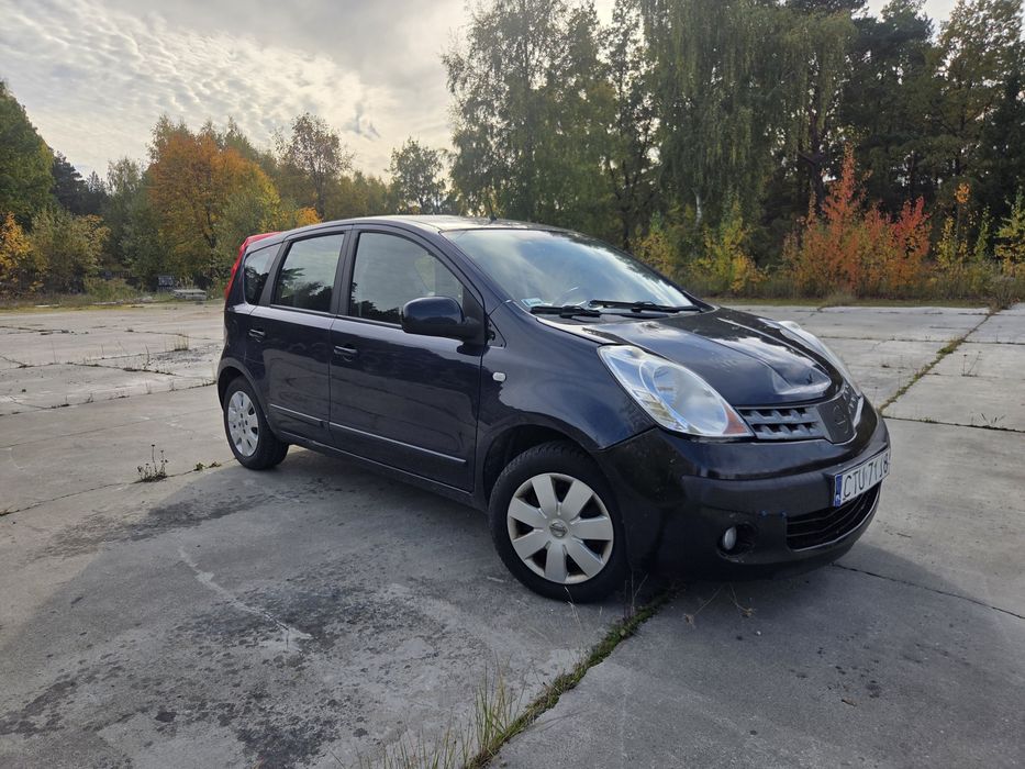 Nissan note 1.6 benzyna