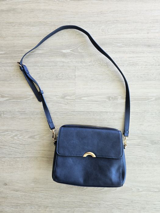 Mala azul da Parfois