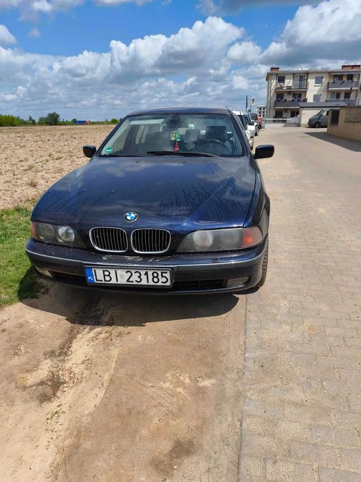 Samochód BMW E39 3.5 V8