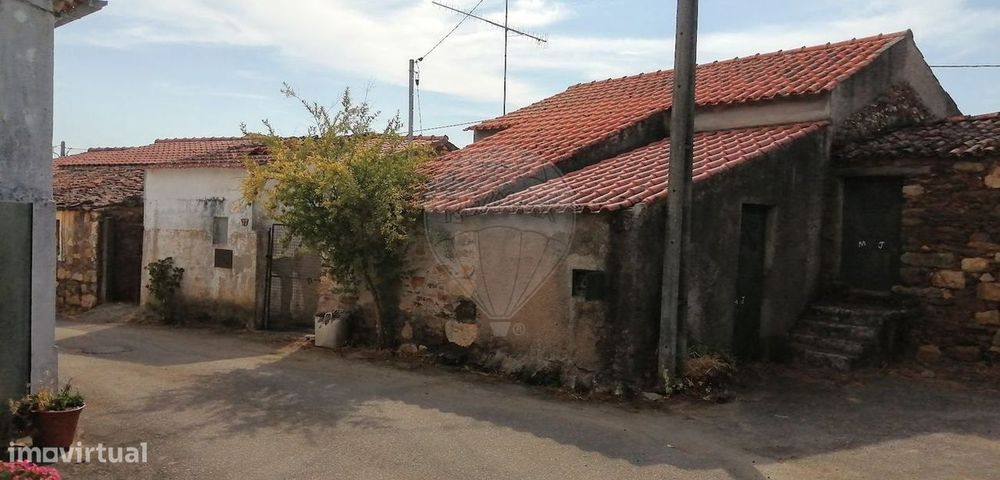 Moradia T2 para venda