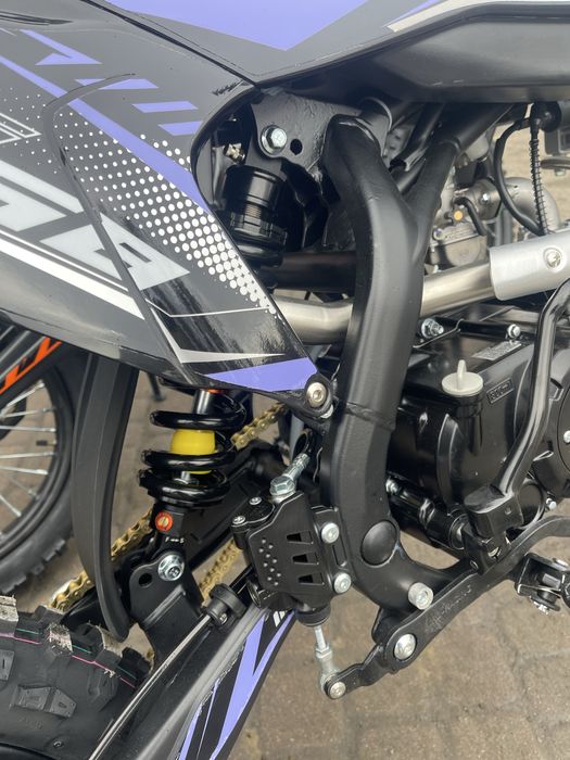 Підбайк IROS RS-68 YX140Cc